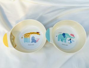 Bát ăn có tay cầm cho bé, đế chống trượt Nakano