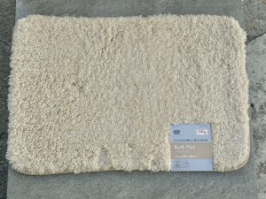Thảm nhà tắm cao cấp Okazaki màu be 40x60cm