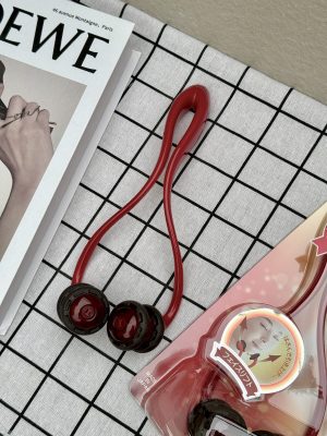 Cây lăn massage mặt tạo cằm V-line cao cấp 4 bánh lăn VeSS (size to)